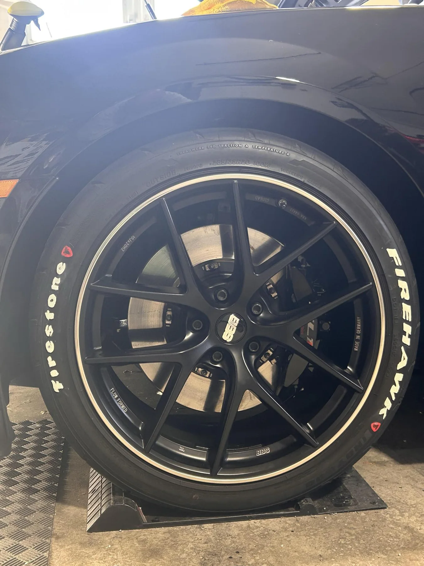 A detailed performance wheel with a deep clean finish
